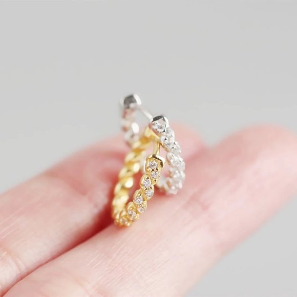 *NEW 925 Sterling Silver Braided Diamond Hoops - Picture 2 of 10